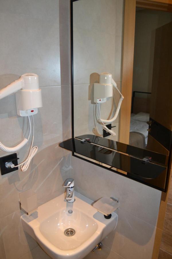 Sport Hotel 1 Cherkasy Exterior photo